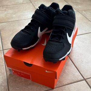 Nike Black and White Athletic Shoes NWOT